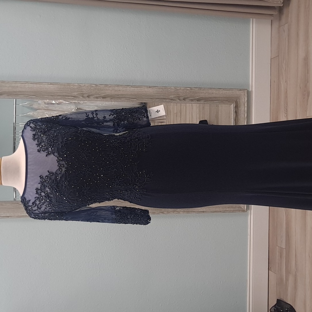 Navy formal gowns